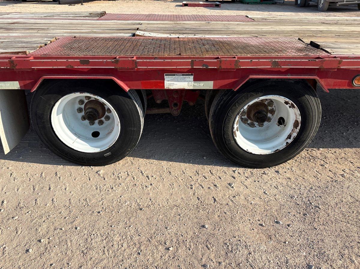 Used 2013 TOP HAT TRAILERS 30’ X 102” T/A GOOSENECK TRAILER