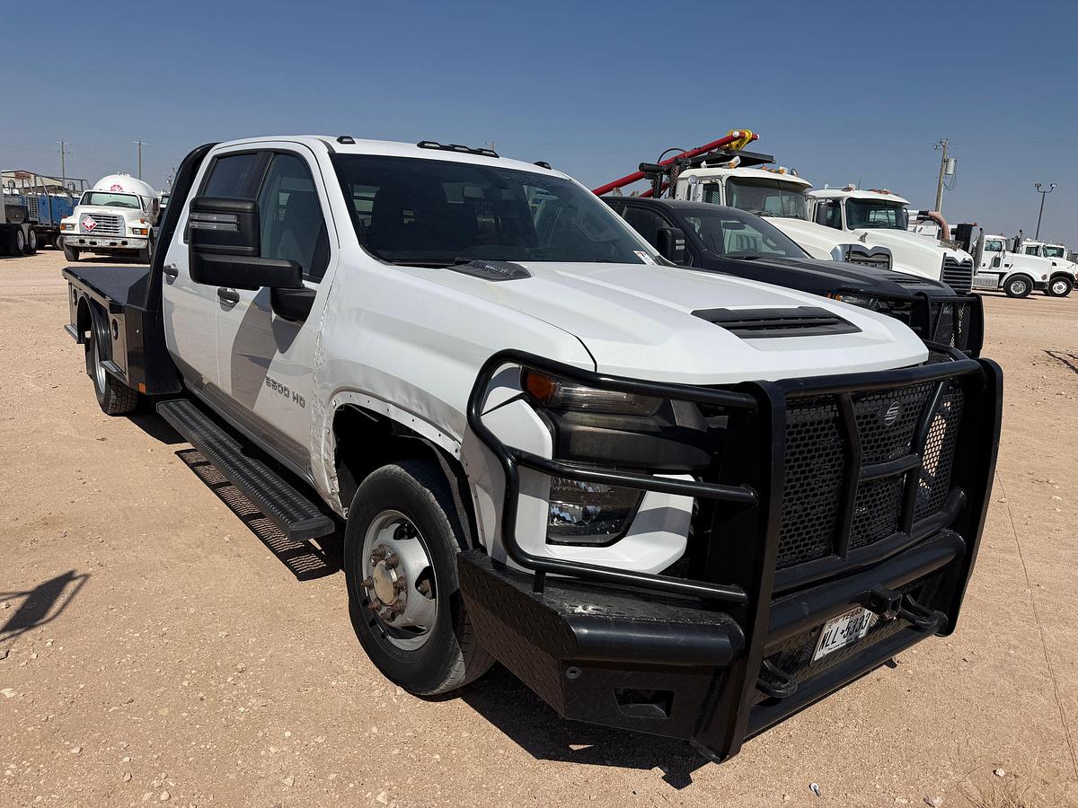 Used 2020 CHEVROLET SILVERADO 3500HD CREW CAB FLATBED TRUCK, 4X4