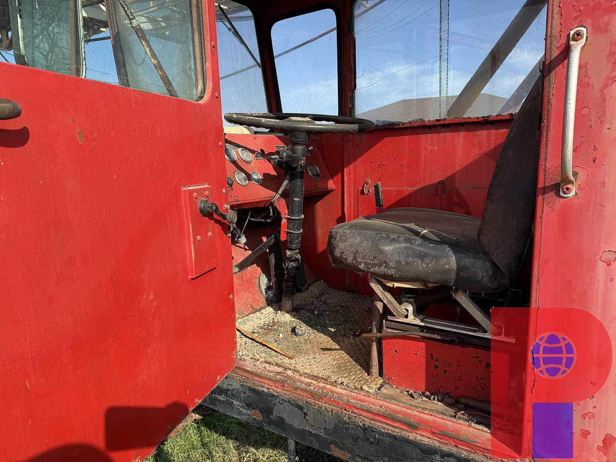 Used 1979 MOLLER 300 DD 96'-180K 4-AXLE WELL SERVICE WORKOVER RIG