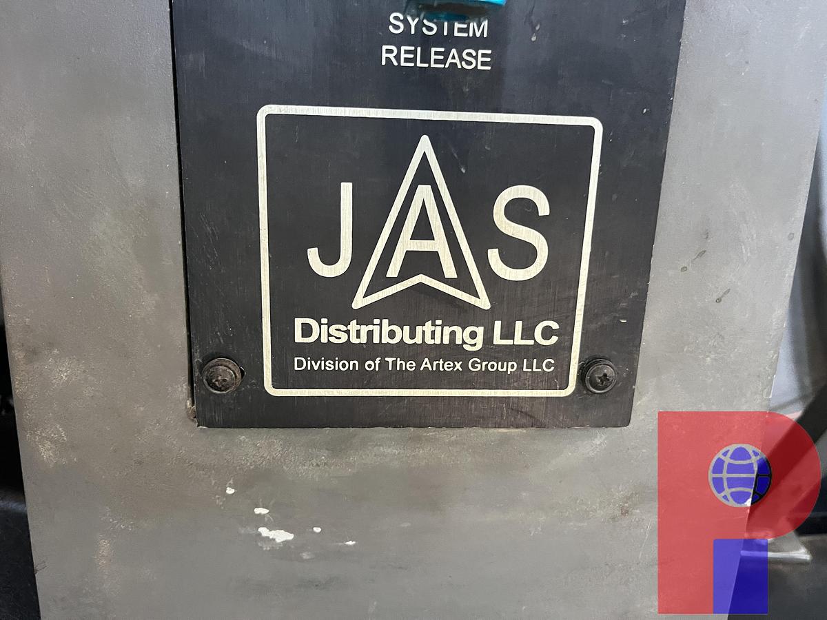 Used 2015 FREIGHTLINER M2 106 S/A CREW CAB SLICK LINE TRUCK