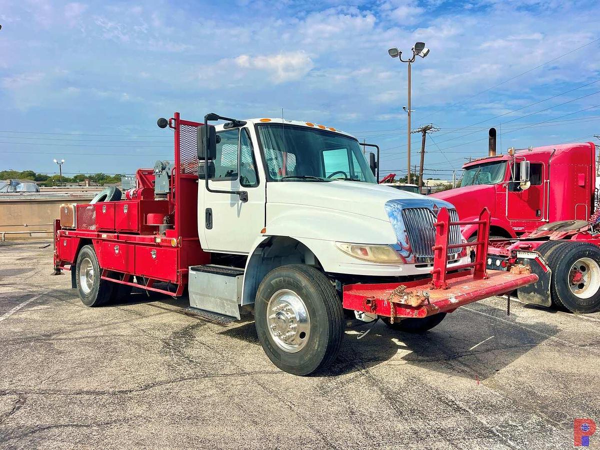 Used 2017 INTERNATIONAL DURASTAR 4300 VENTURO HT66KX 14’ BED SERVICE TRUCK