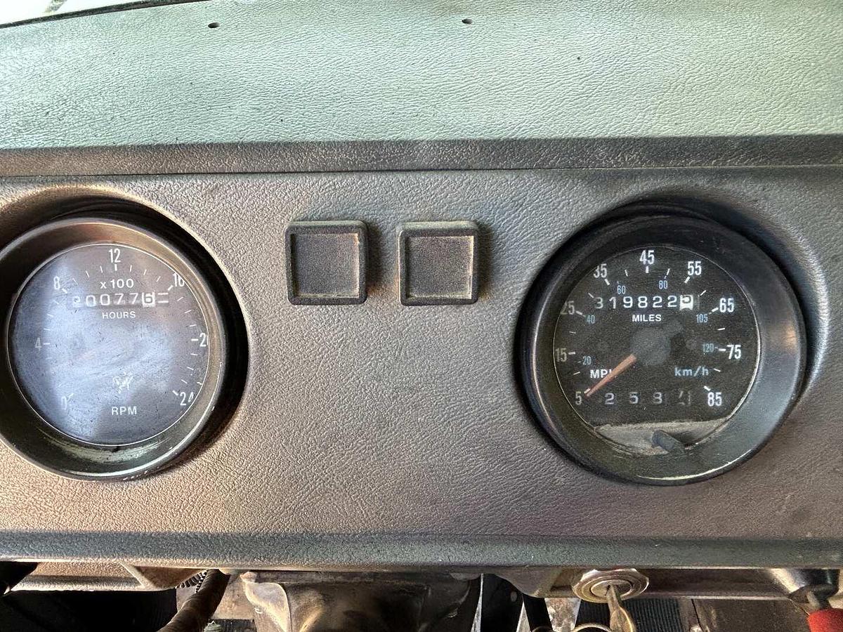 Used FRANKS 658 DD 67'-65,000 13-5/8" X 11" SINGLE POLE WELL SERVICE WORKOVER RIG