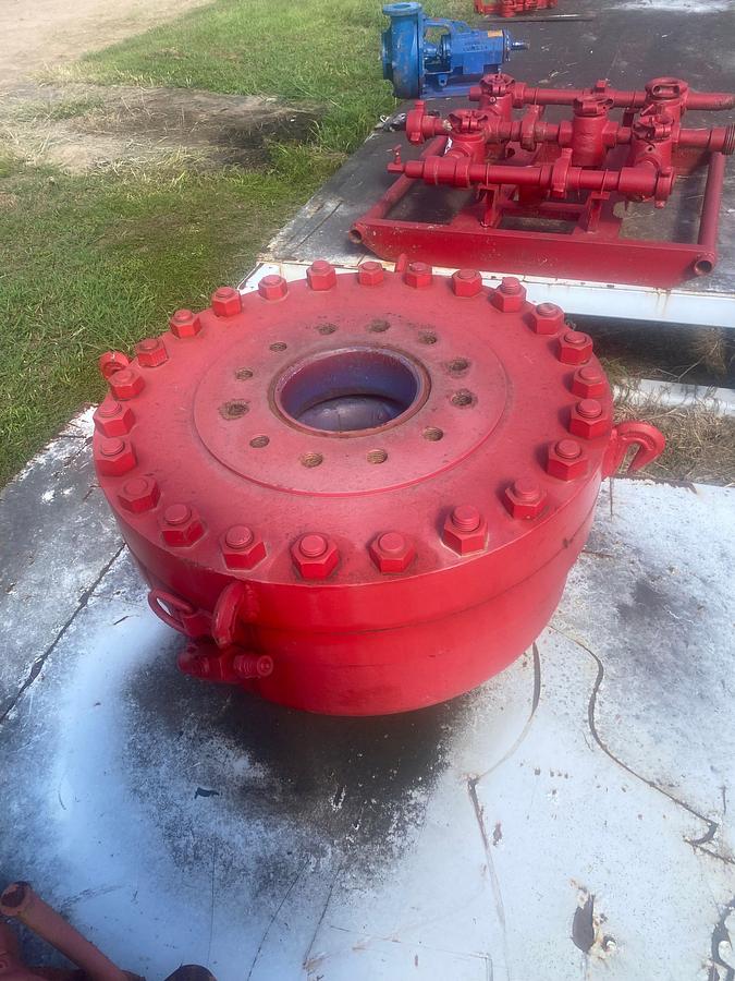 Used TORUS 9” ANNULAR BOP BLOWOUT PREVENTER