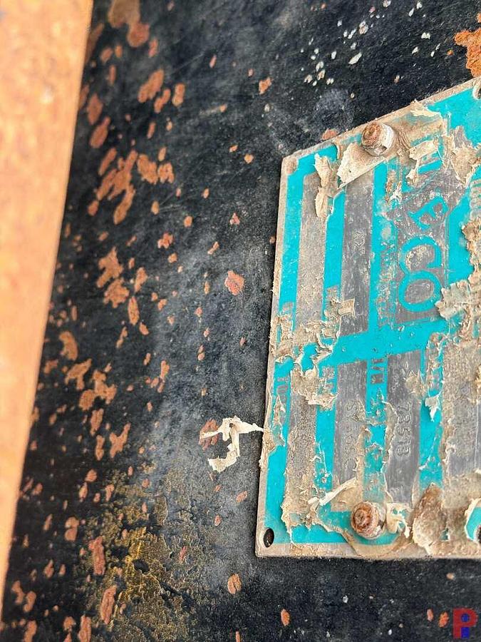 Used 42” HD 4-TOOTH EXCAVATOR BUCKET