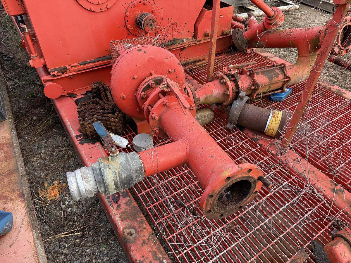 Used ELLIS WILLIAMS W-440 5K WP TRIPLEX WELL SERVICE PUMP SKIDDED P/B DETROIT SERIES 60 (INCOMPLETE)