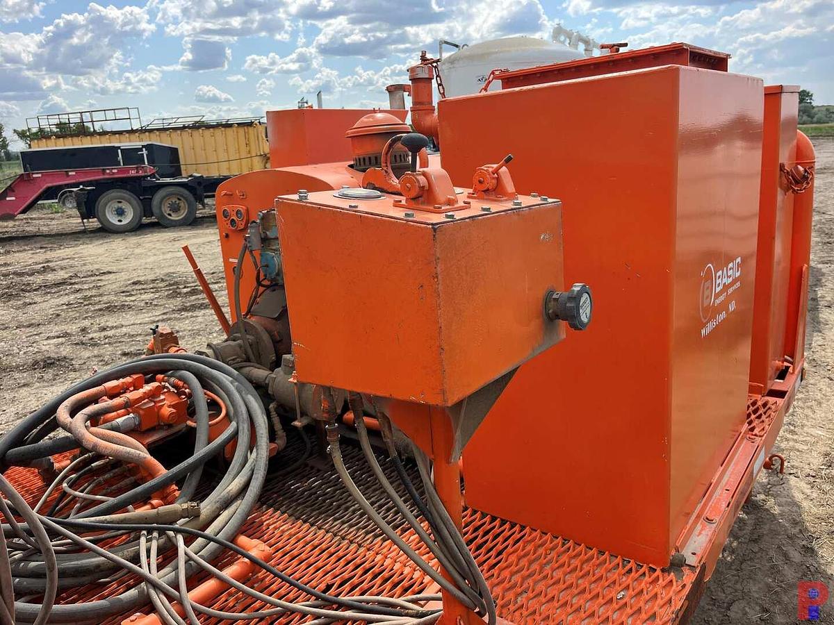 Used BOWEN 2.5 POWER SWIVEL TRAILER MTD