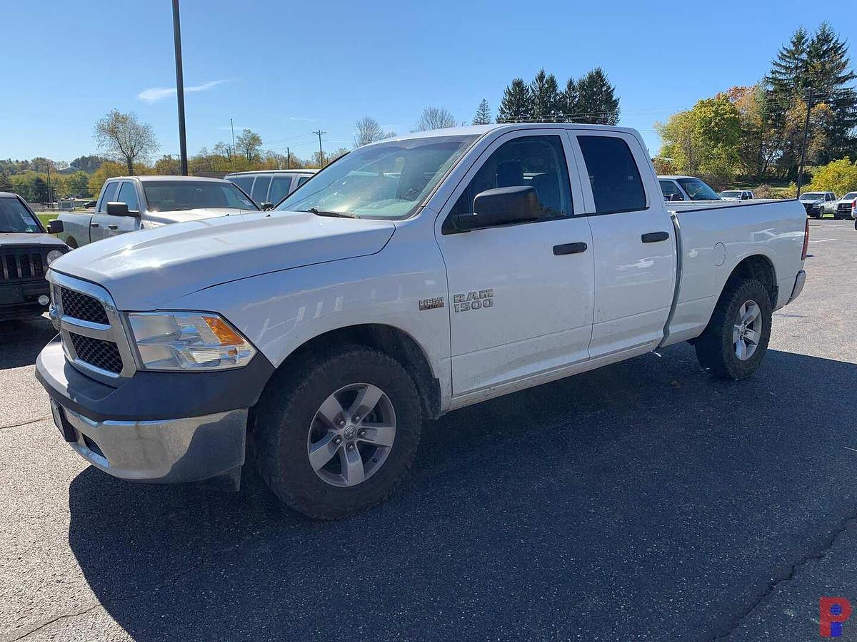 Used 2014 RAM 1500 HEMI 5.7L LB CREW CAB PICKUP