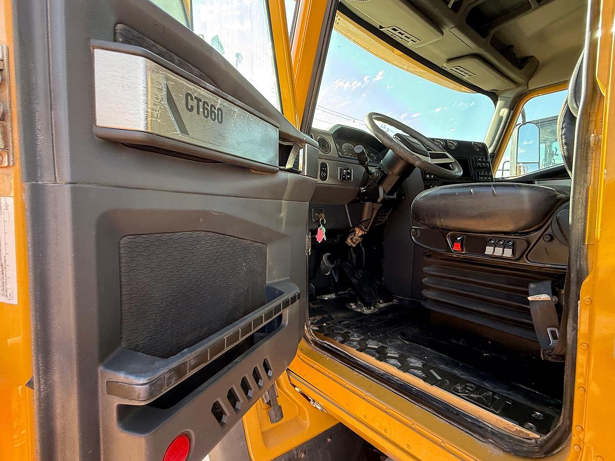 Used 2014 CATERPILLAR CT660S T/A DAYCAB 15YD DUMP TRUCK