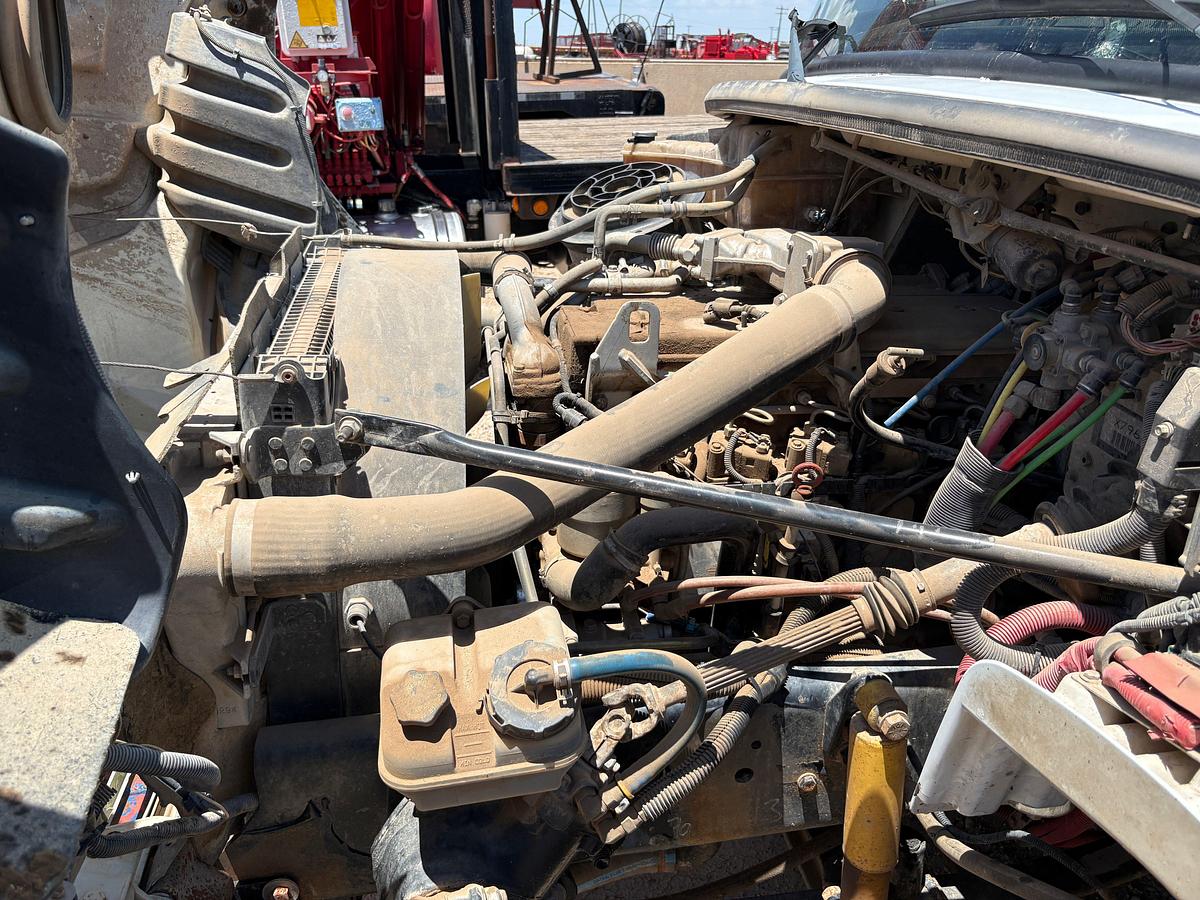 Used 2007 FREIGHTLINER M2 106 S/A DAYCAB GIN POLE TRUCK