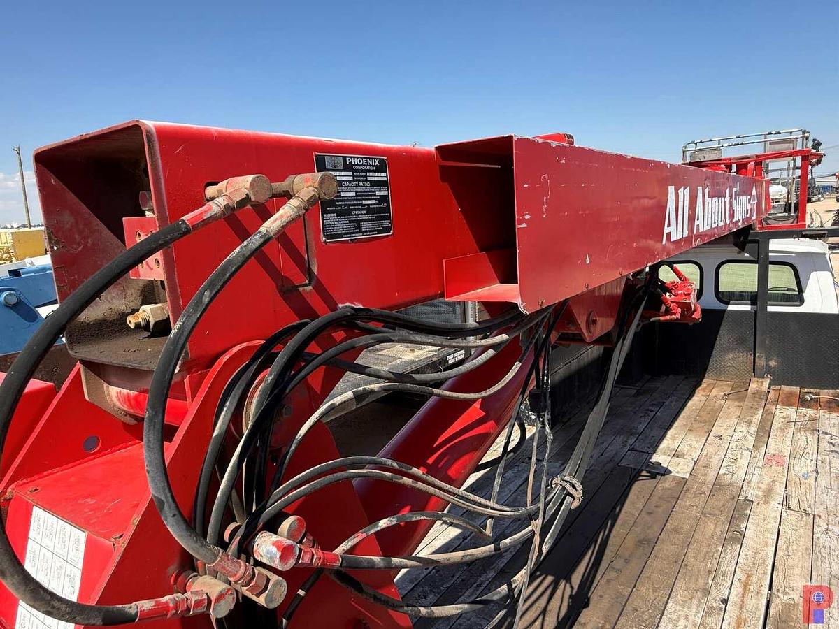 Used 2002 STERLING M8500 ACTERRA 87’ AERIAL PLATFORM SIGN CRANE TRUCK