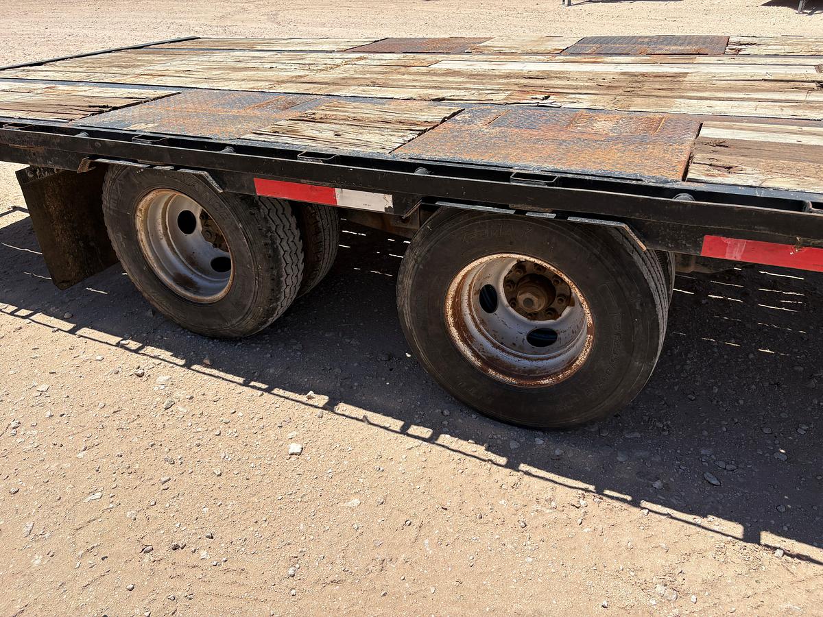 Used 2012 BIG TEX 26’ X 102” T/A GOOSENECK TRAILER