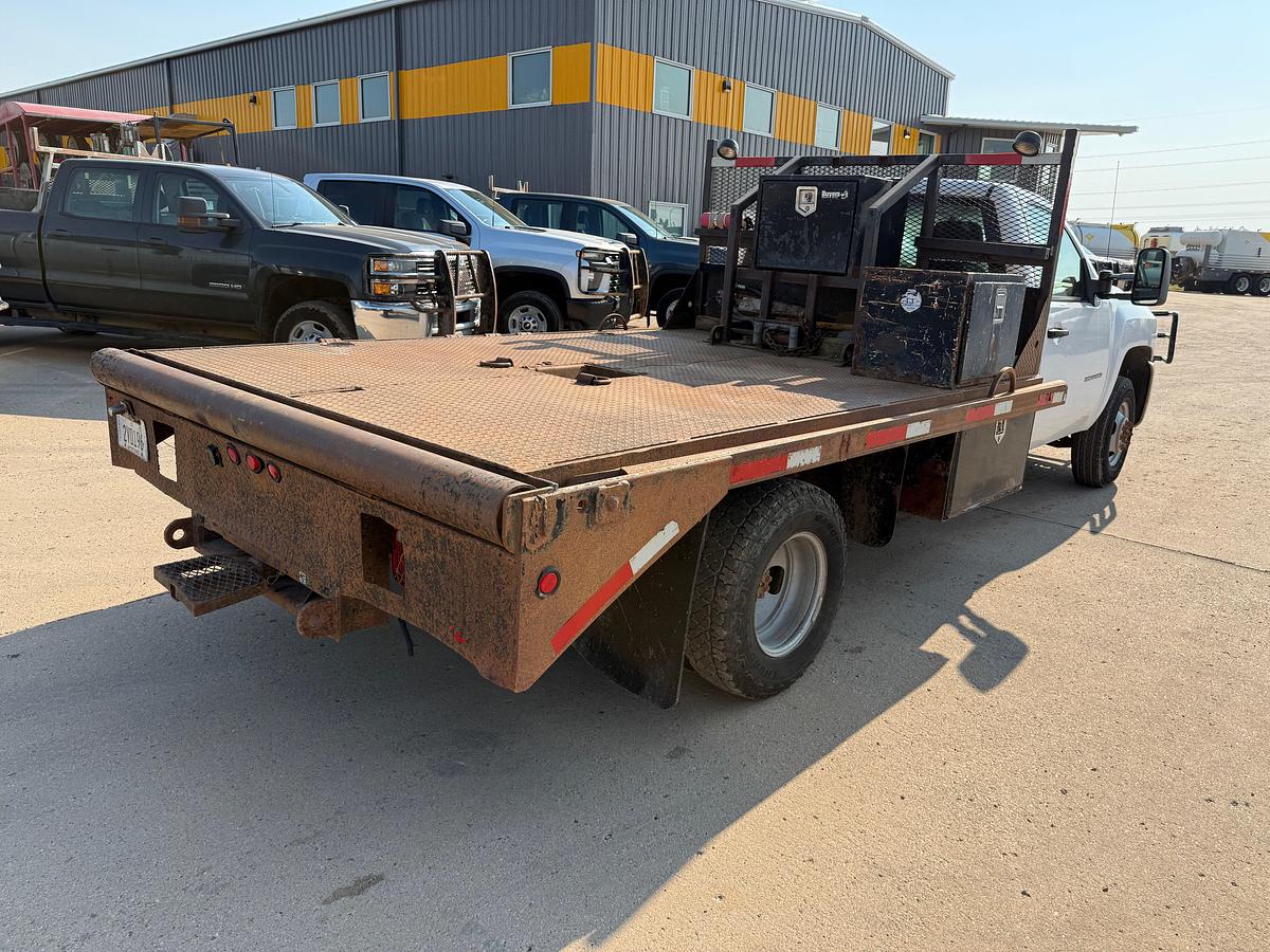 Used 2010 CHEVROLET  SILVERADO 3500 4X4 ROUSTABOUT WINCH TRUCK