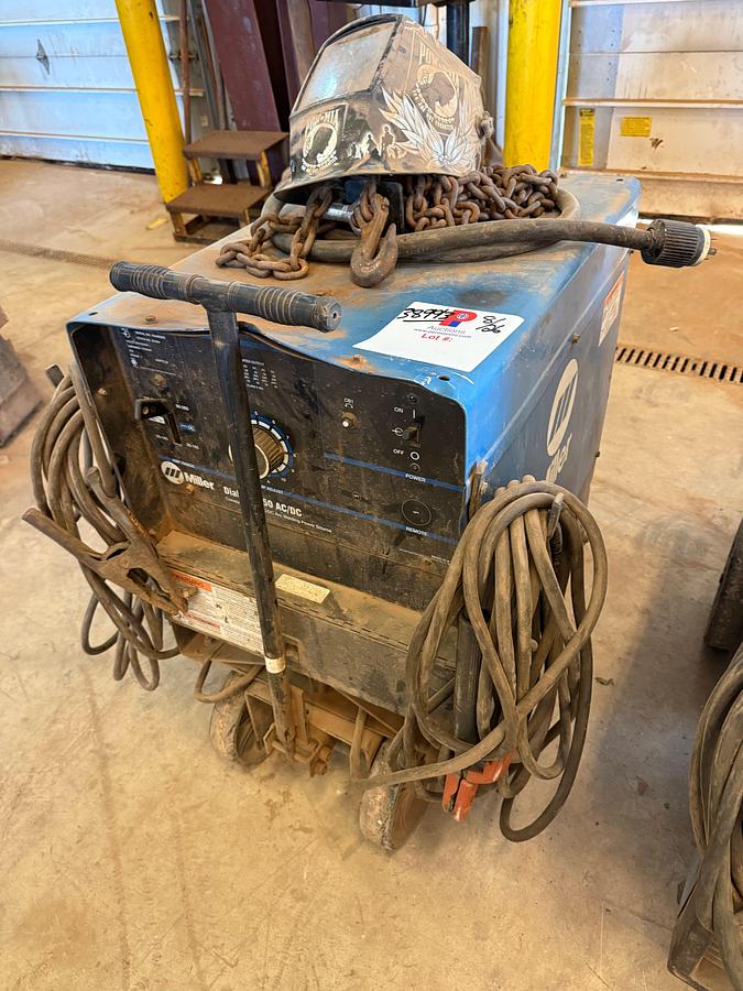 Used MILLER DIALARC 250 AC/DC WELDER