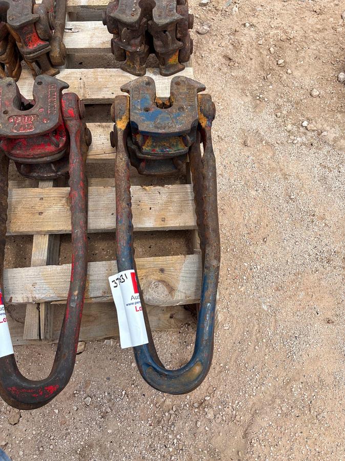Used (2) OBANNON 1” rod elevators