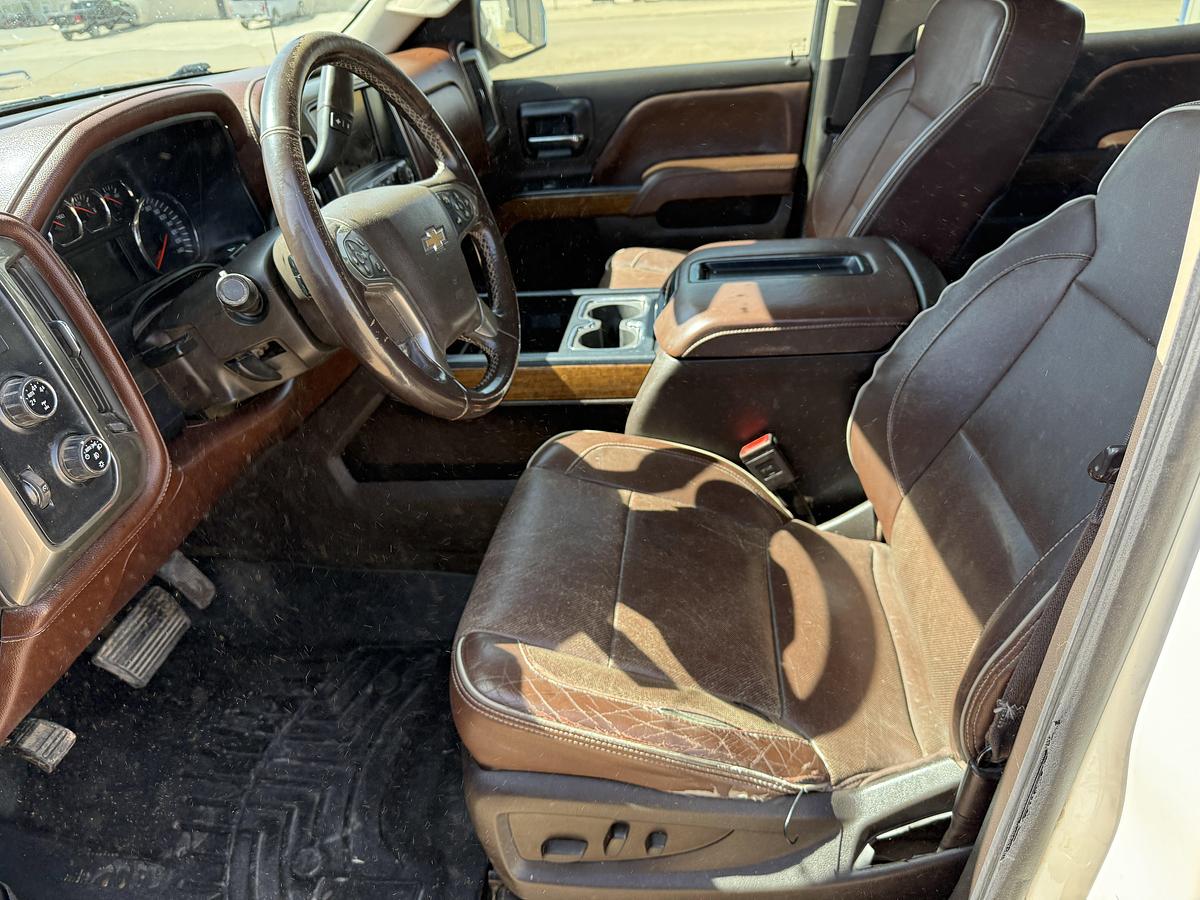 Used 2014 CHEVROLET SILVERADO 1500 HIGH COUNTRY 4WD CREW CAB PICKUP