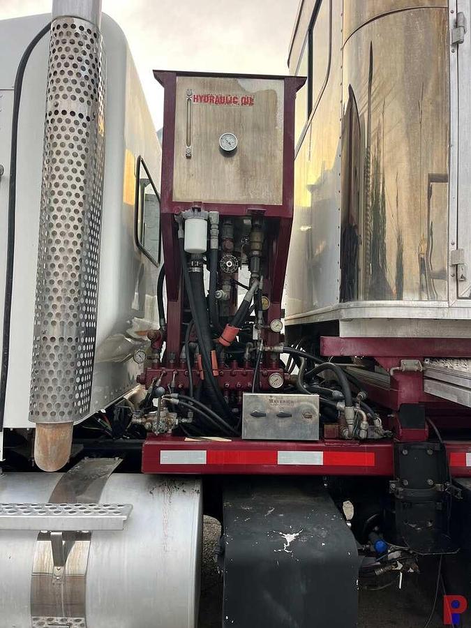 Used 2008 KENWORTH T800 TRI DRIVE 1-1/2” COIL TUBING TRUCK