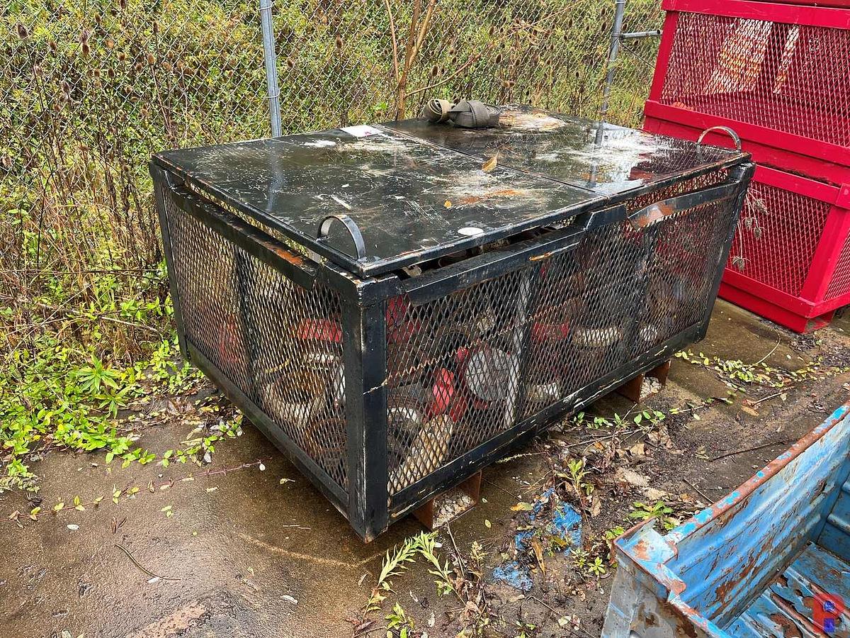 Used (5) 4X6 BASKETS W/ 3” 1502 FLOW IRON WING NUTS, BULL PLUGS, ETC.