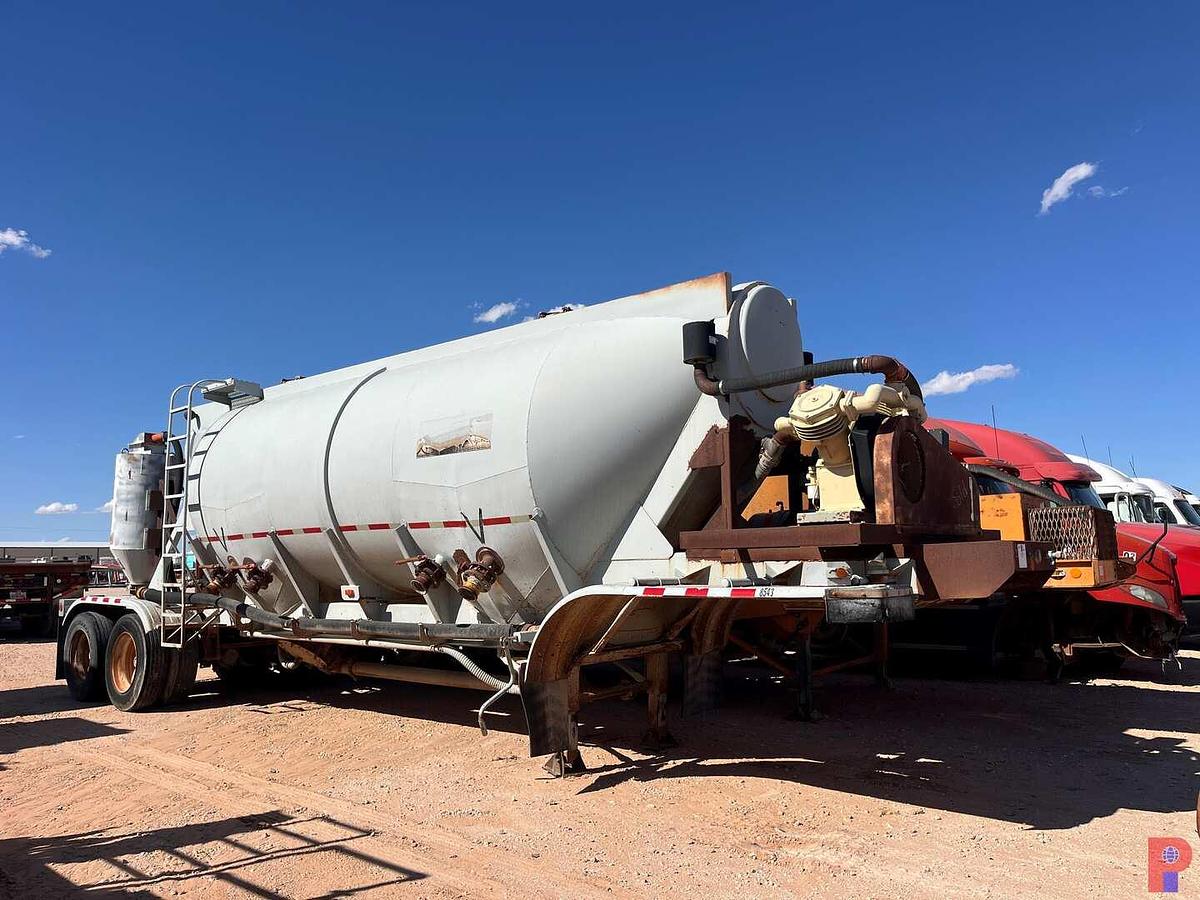 Used 2011 SERVA 3-AXLE TRAILER MOUNTED FRAC PUMP