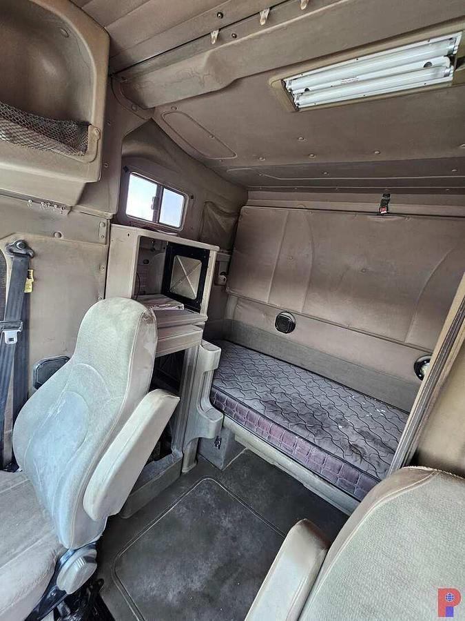 Used 2006 INTERNATIONAL  9400I T/A 60” SLEEPER TRUCK