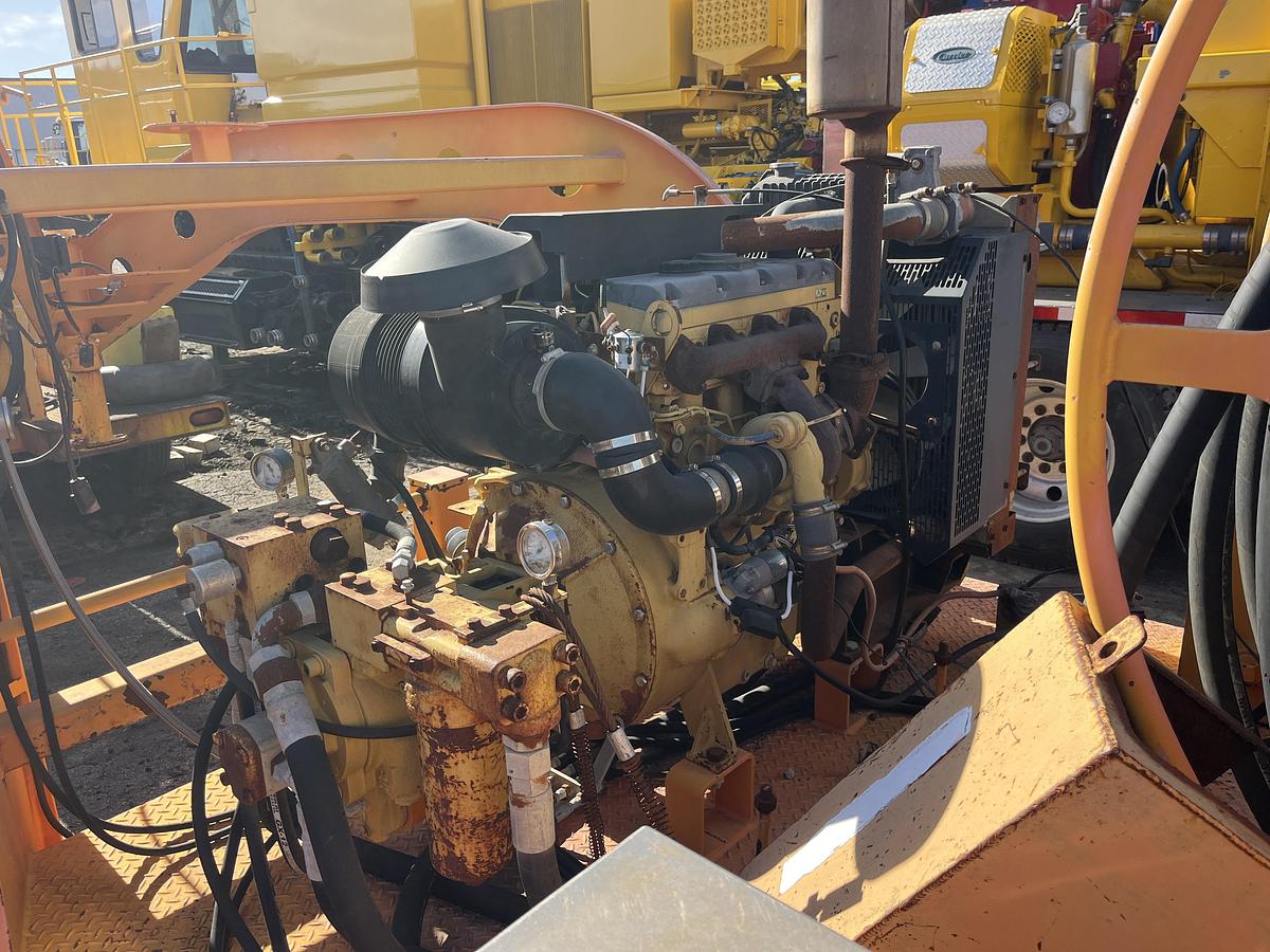 Used 2008 VENTURETECH XK-90 POWER SWIVEL MTD ON T/A GOOSENECK TRAILER