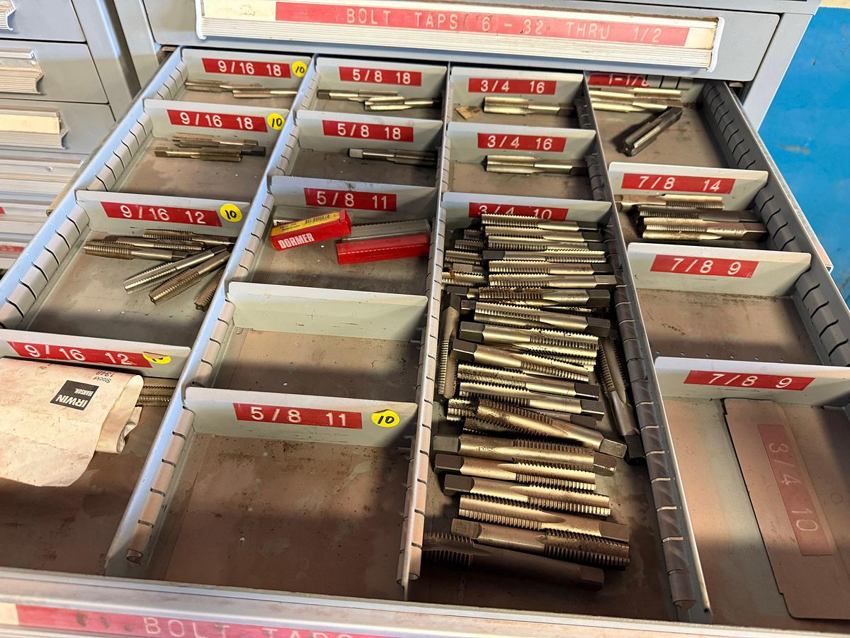 Used LYON MSS II 10-DRAWER ROLLING TOOL BOX W/ MACHINE SHOP TOOLS