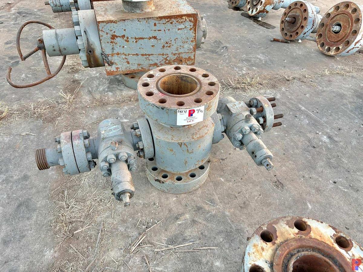 Used (1) 7-1/16” FLUID CROSS W/ (2) 2-1/16” GATE VALVES