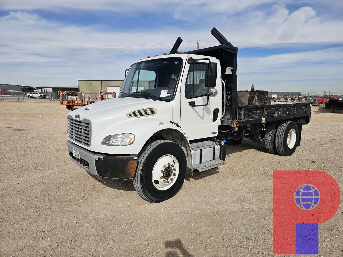 Used 2011 FREIGHTLINER M2 106 S/A DAYCAB ASPHALT POTHOLE TRUCK