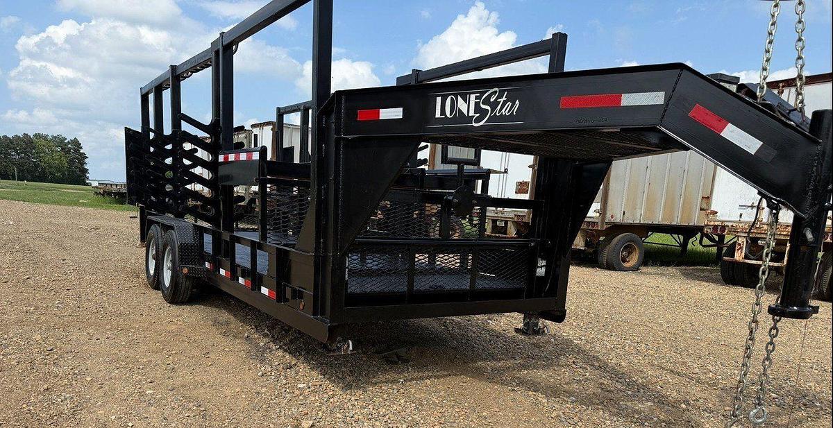 Used 2018 NWT HOLDINGS LONESTAR 20' T/A MONORAIL GOOSENECK TRAILER