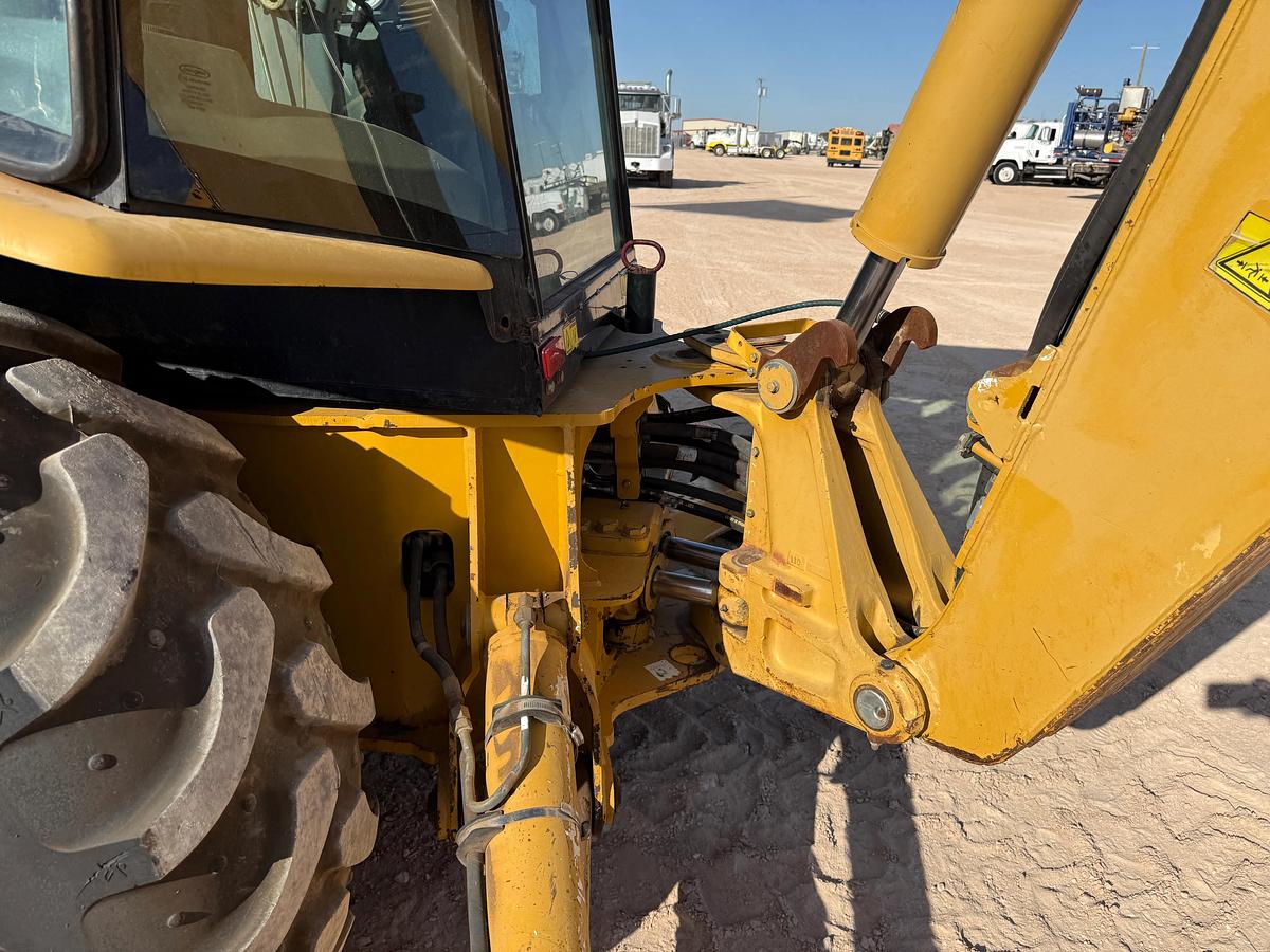 Used 2006 CATERPILLAR 420D EXTENDAHOE BACKHOE LOADER