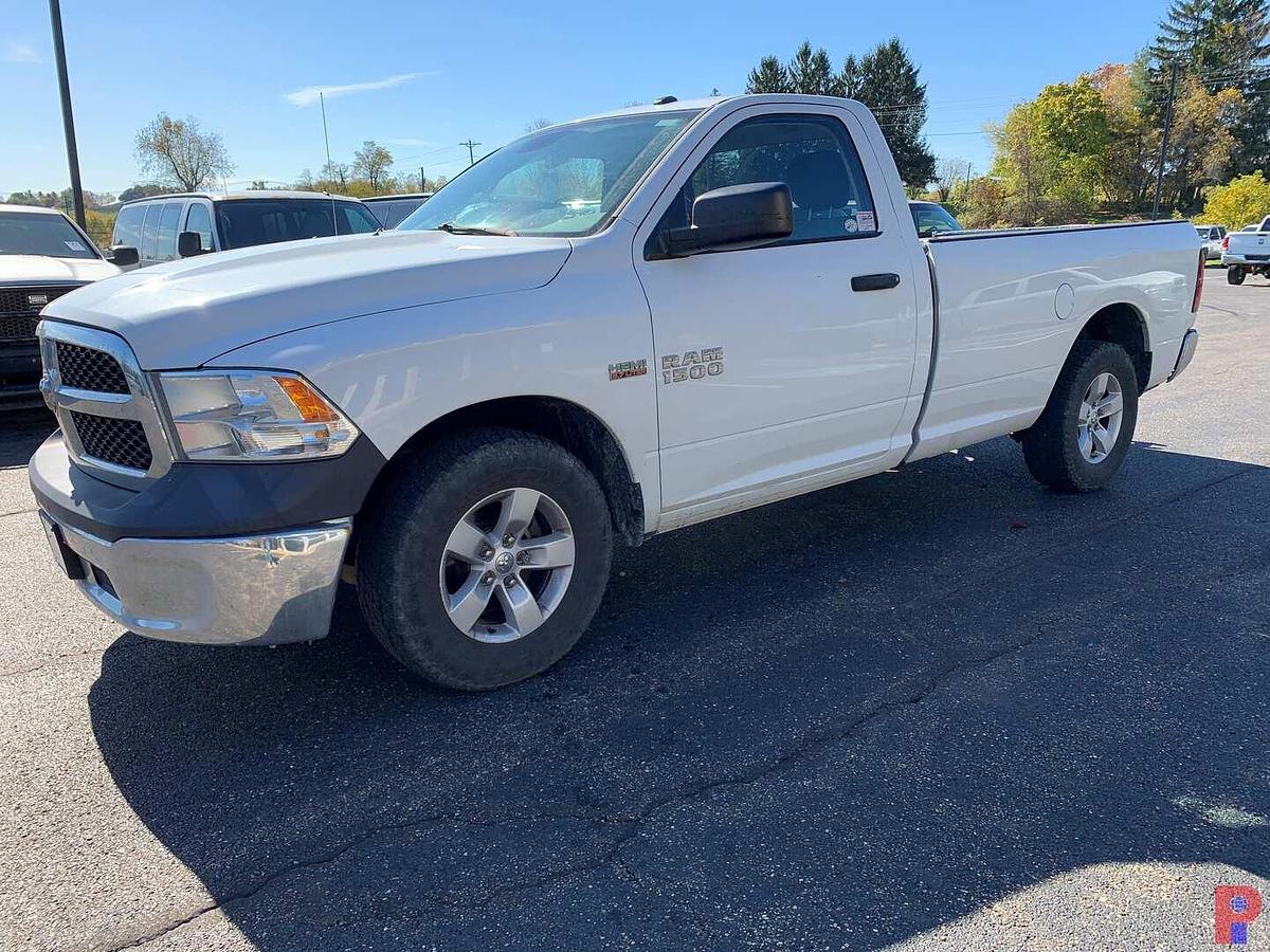 Used 2014 RAM 1500 HEMI 5.7L LB PICKUP