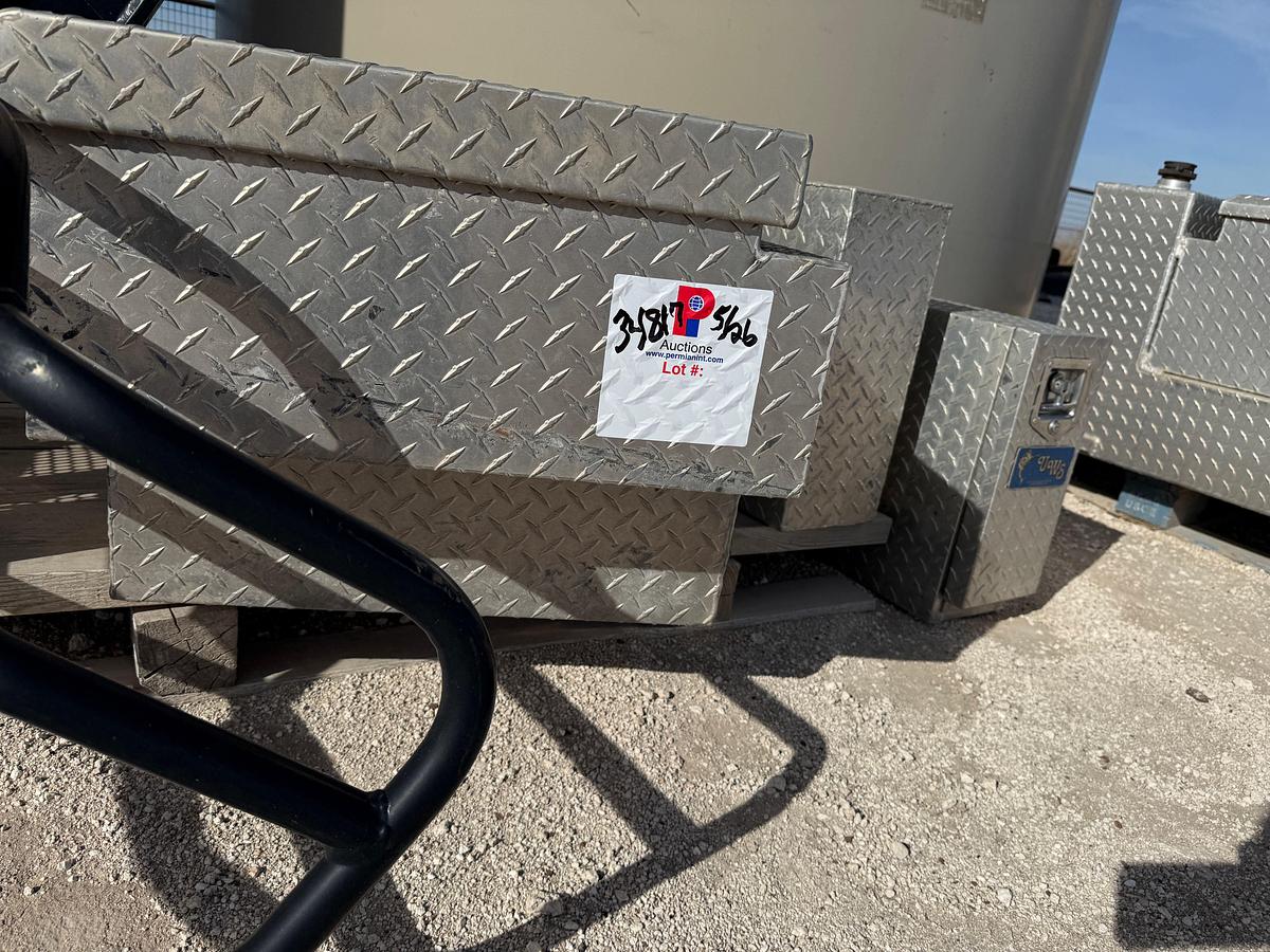 Used UWS 61” X 24” X 20” TOOL BOX & (4) 19” X 8” X 19” TOOL BOX W/ SLIDE OUT BINS