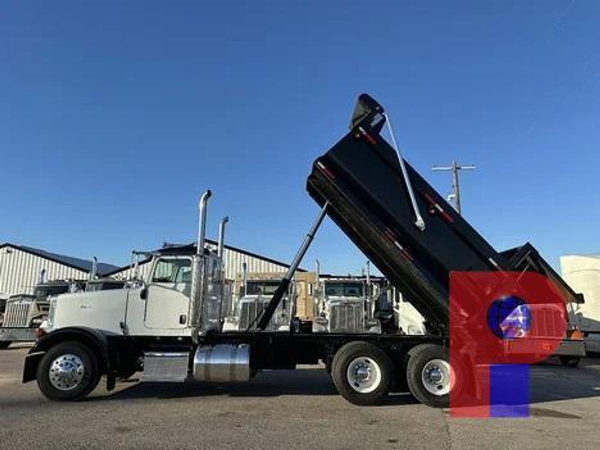 Used 2005 PETERBILT 378 T/A DUMP TRUCK