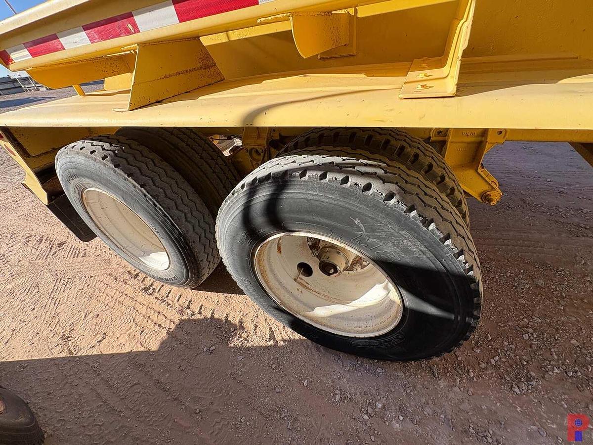 Used 1983 OVERLAND 130BBL T/A FLUID HAUL TRAILER