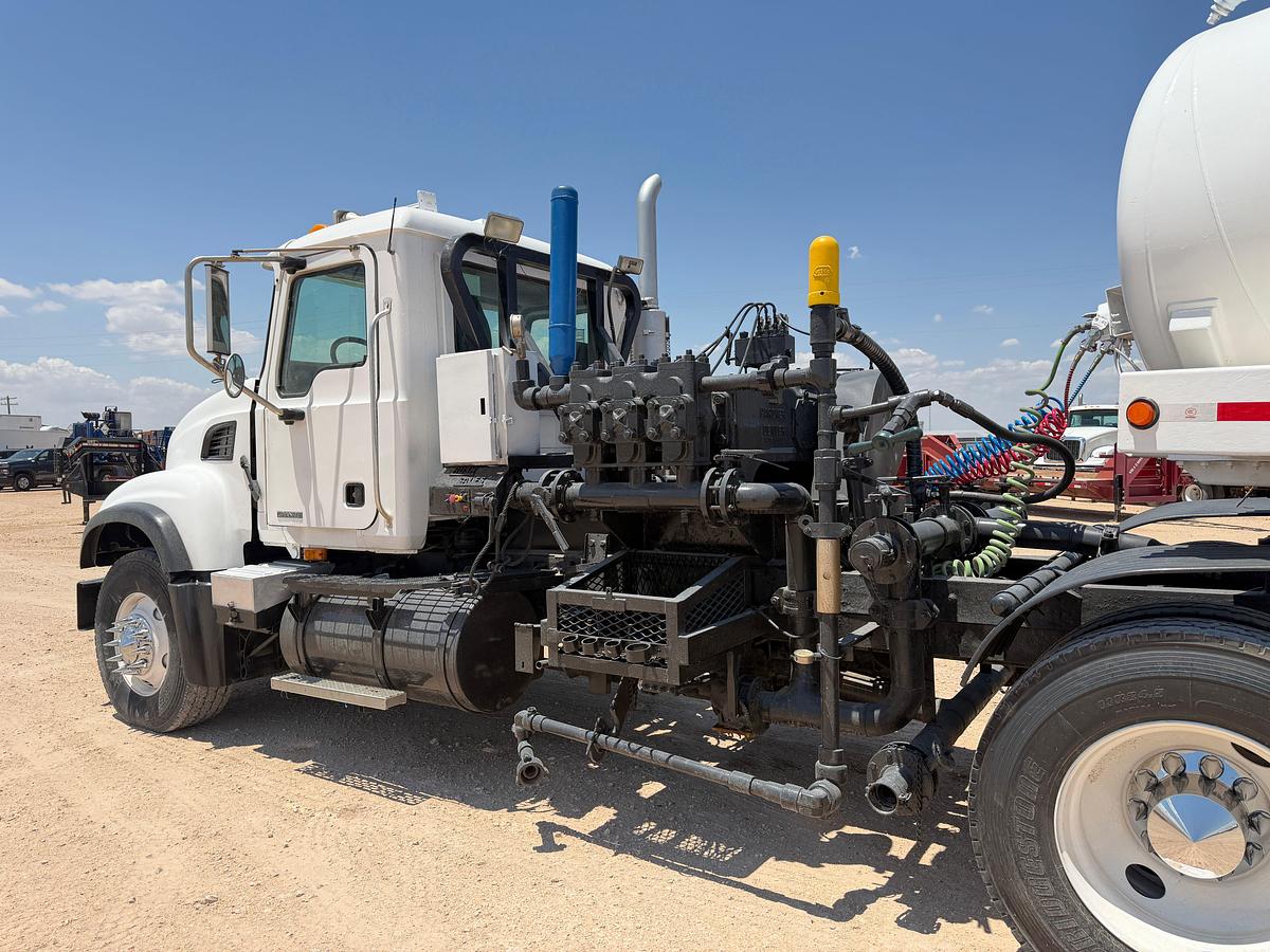 Used 2003 Mack CV713 Kill Truck W/ Trailer