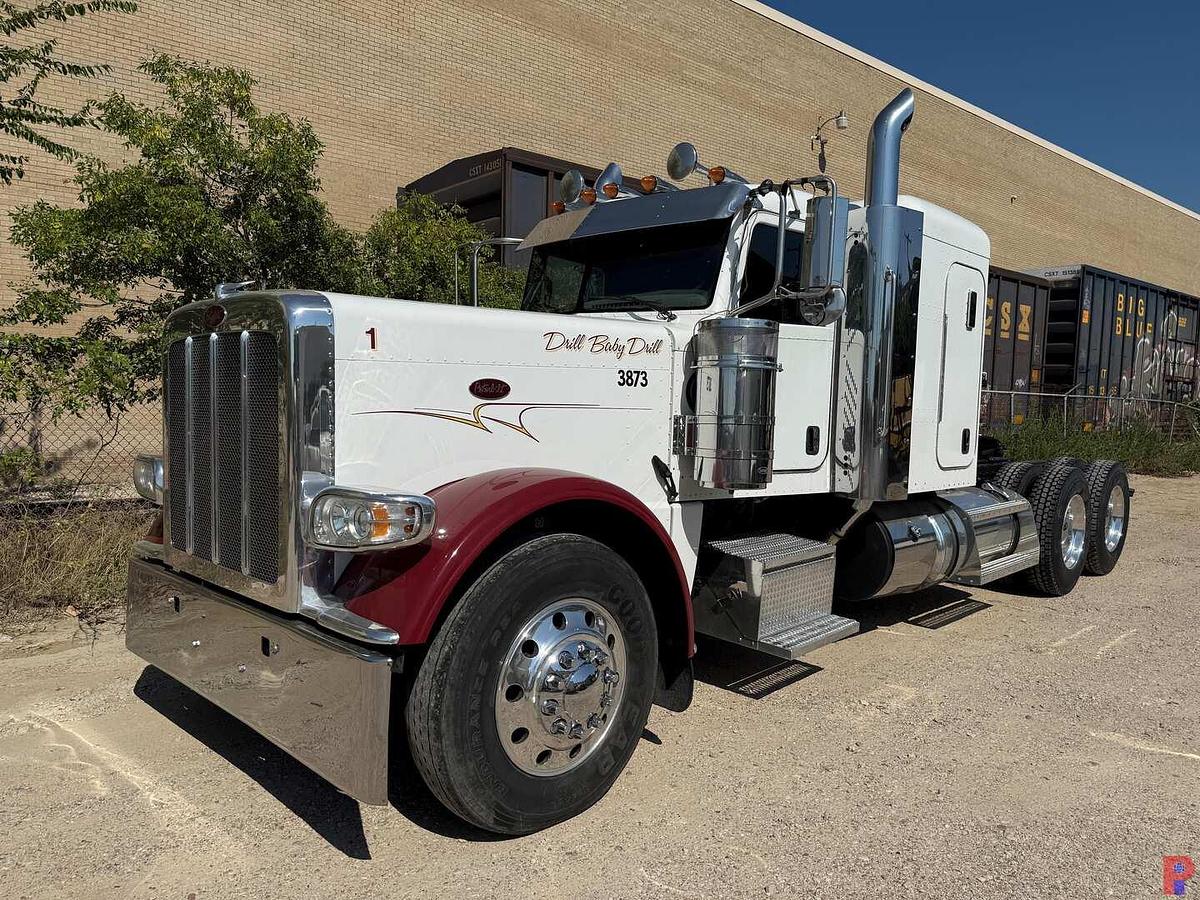 Used 2014 PETERBILT 389 T/A SLEEPER HAUL TRUCK