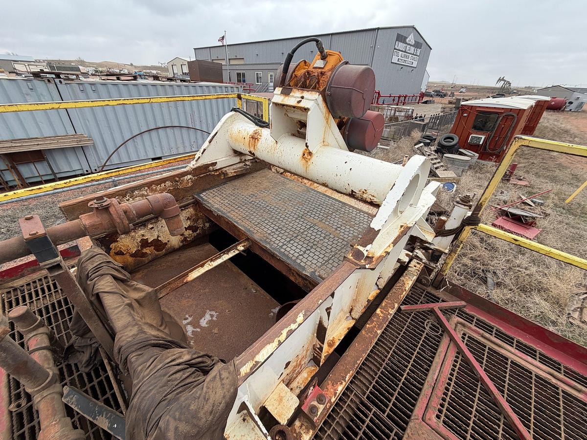 Used 20x8x6h 2 COMPARTMENT SHAKER TANK