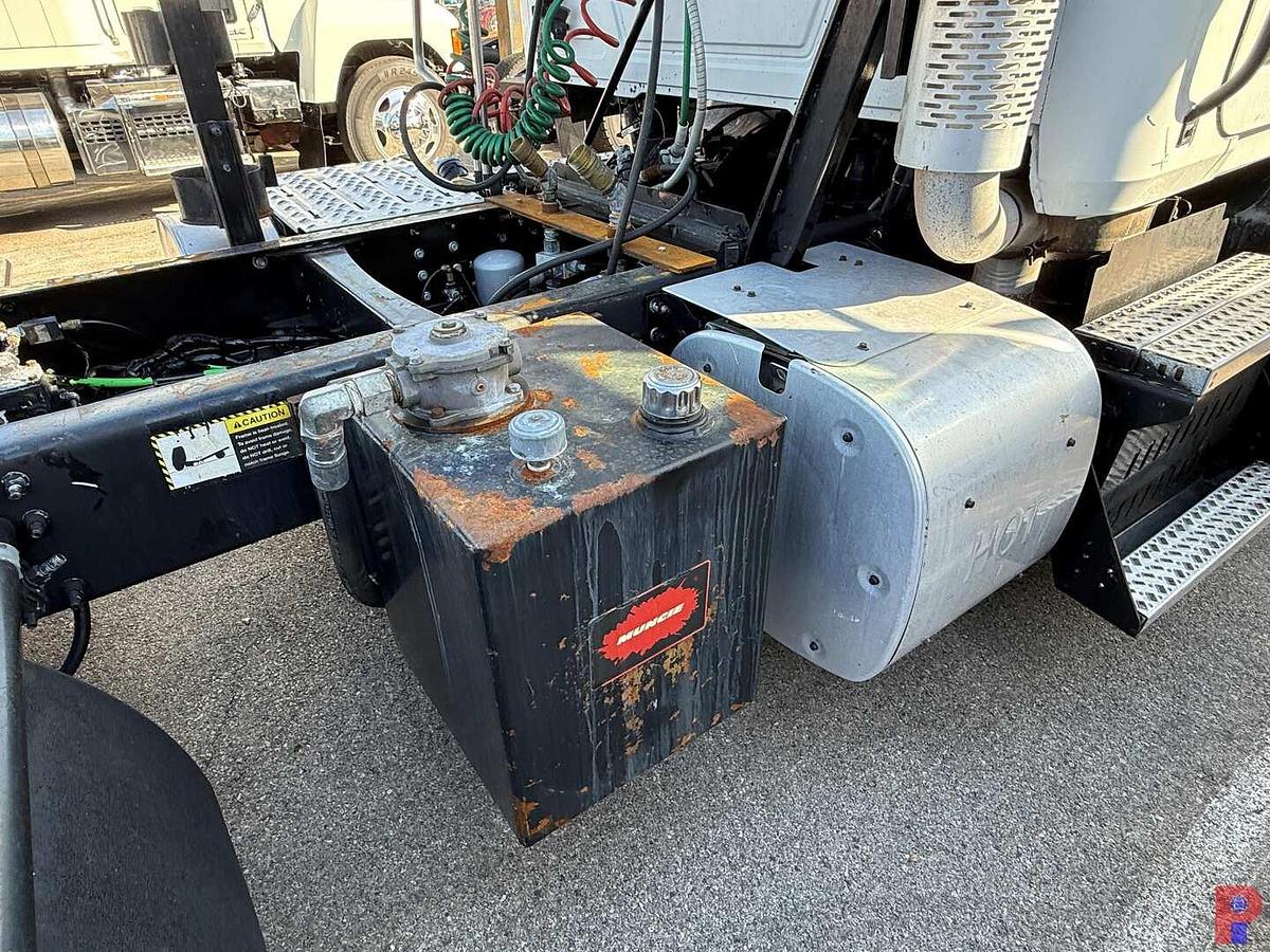 Used 2013 MACK CXU613 T/A DAY CAB TRUCK TRACTOR