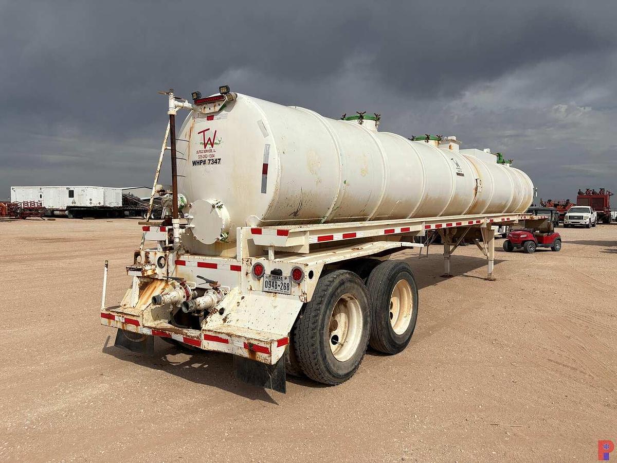 Used 2004 OVERLAND TANK & TRAILER 130BBL VACUUM TRAILER