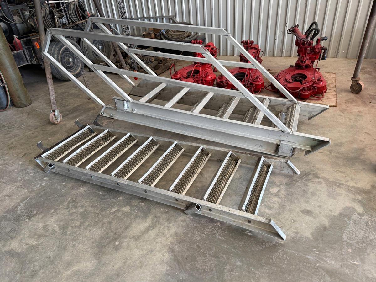 Used (2) 8’ Aluminum Rig Ladders