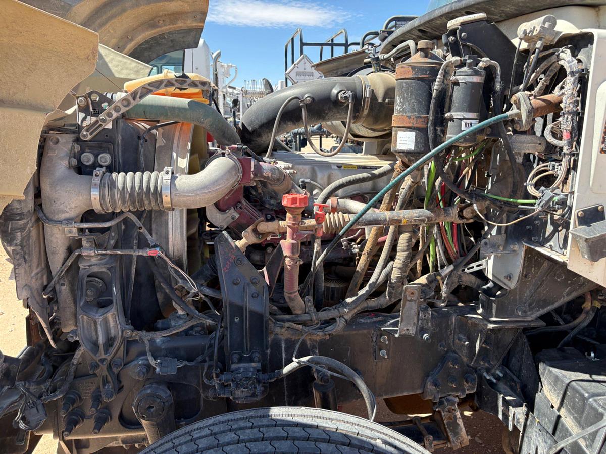 Used 2009 MACK GRANITE T/A DAYCAB HAUL TRUCK