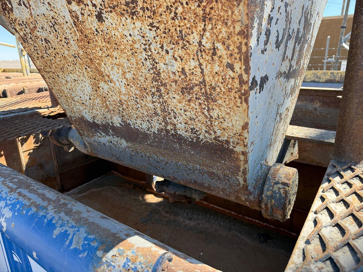 Used 180 BBL 32’ X 7’ X 5’ 3-COMP REVERSE PIT TANK W/ CATWALK,GAS BUSTER, HOSE RACK