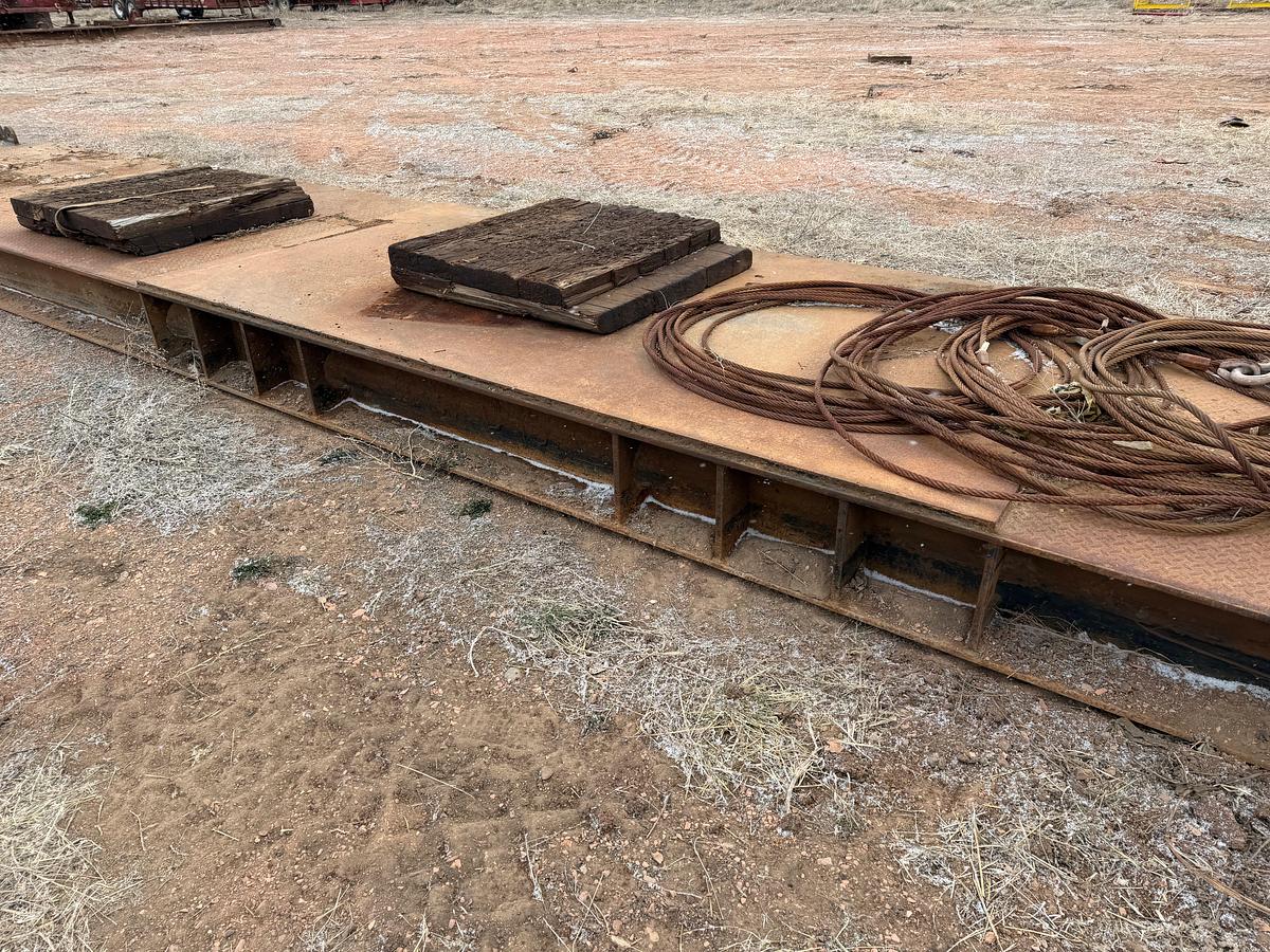Used GUICE 40' WELL SERVICE RIG BASE BEAM
