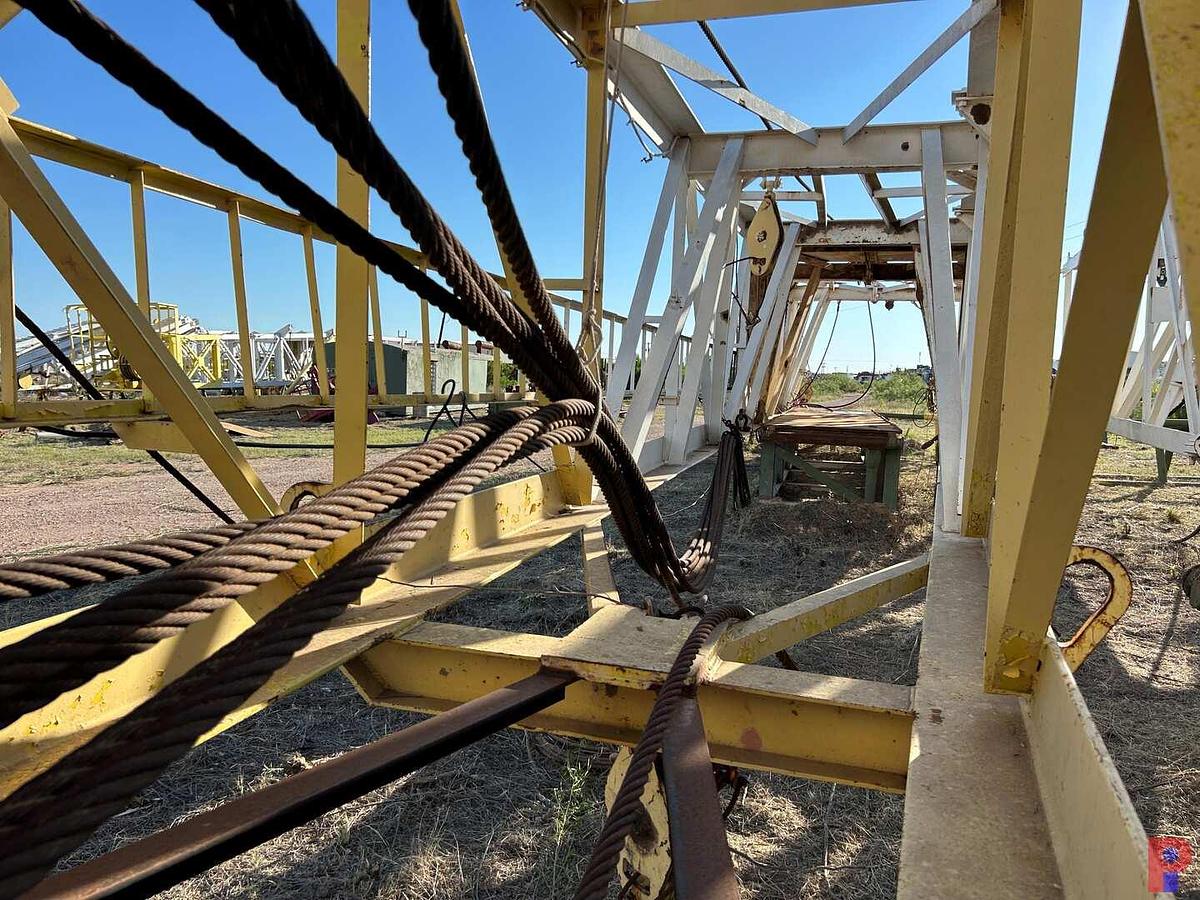 Used COVCO 136’-650,000 LBS DRILLING MAST