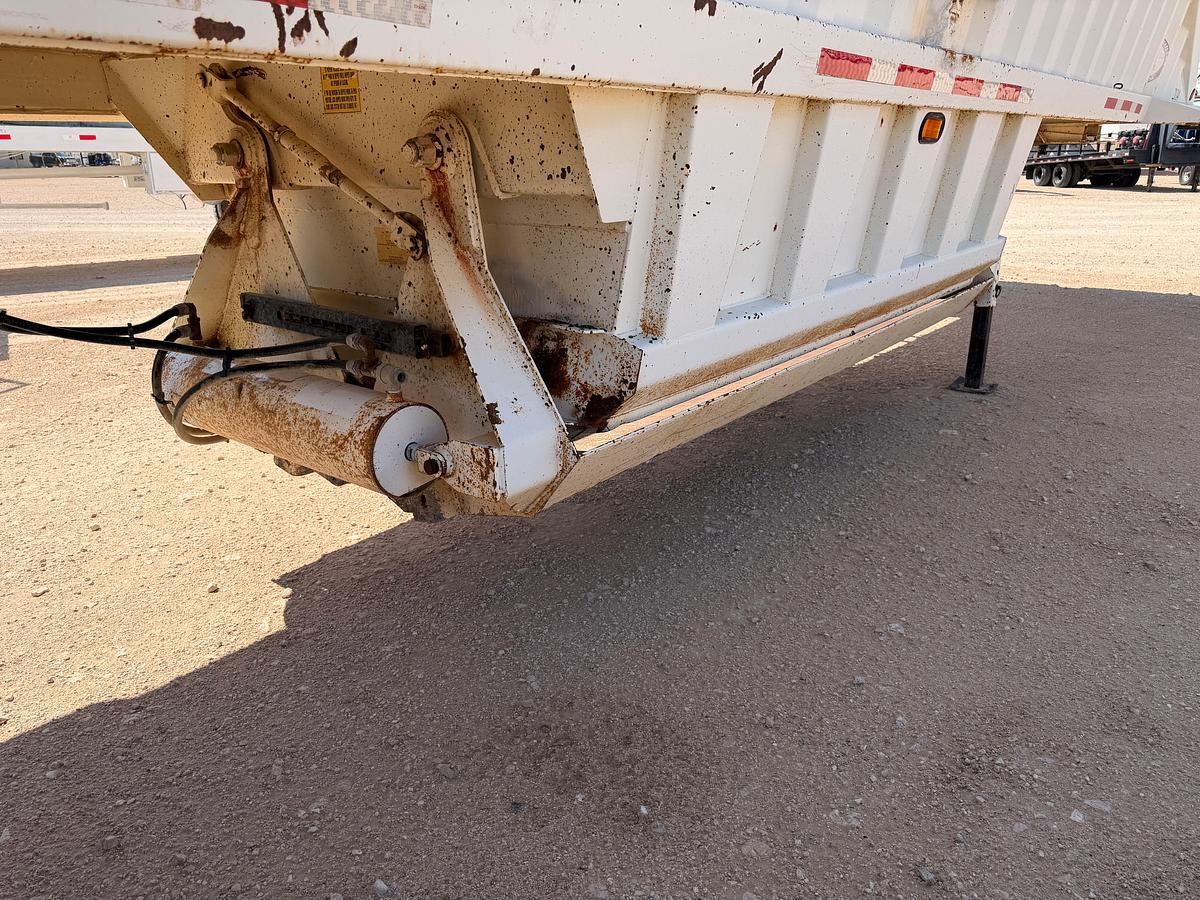Used 2006 CTS BDT-40 23.5 YD Belly Dump Trailer