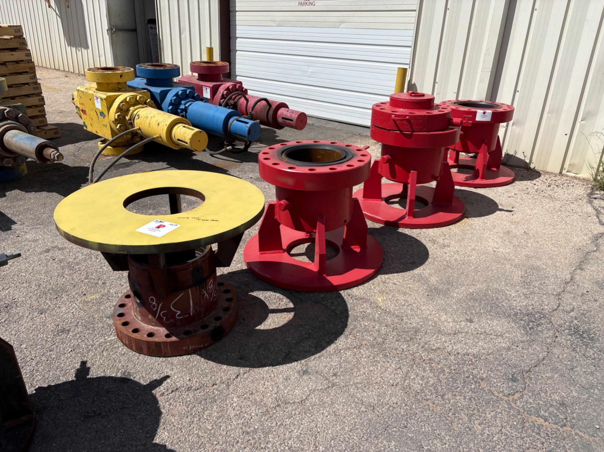 Used (4x$) (4) 13-5/8” casing heads w/ baseplates