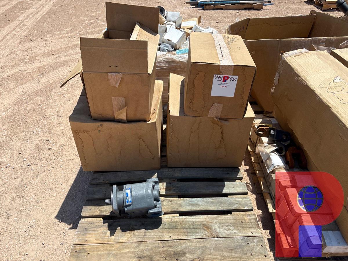 Used (4) UNUSED HYDRAULIC MOTORS