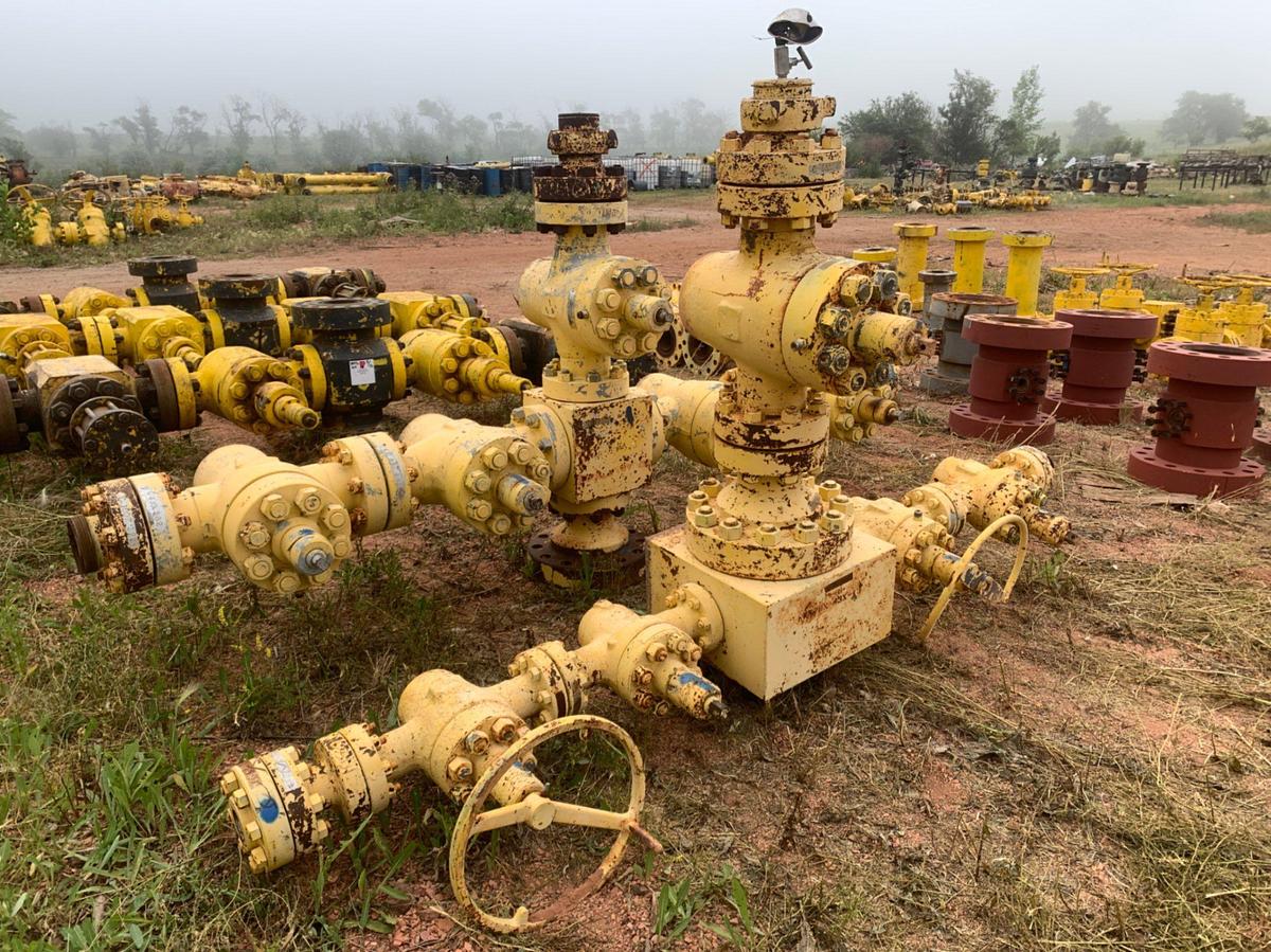 Used (4) 4-1/16 5k Fluid Crosses w/(20) 3-1/16 5k Manual Gate Valves