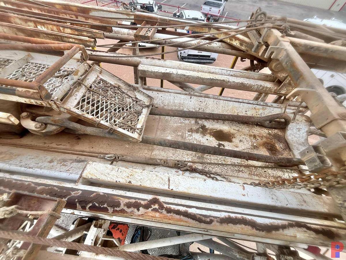 Used FRANKS 1287/160 DD 108’-269K 5-AXLE WELL SERVICE WORKOVER RIG