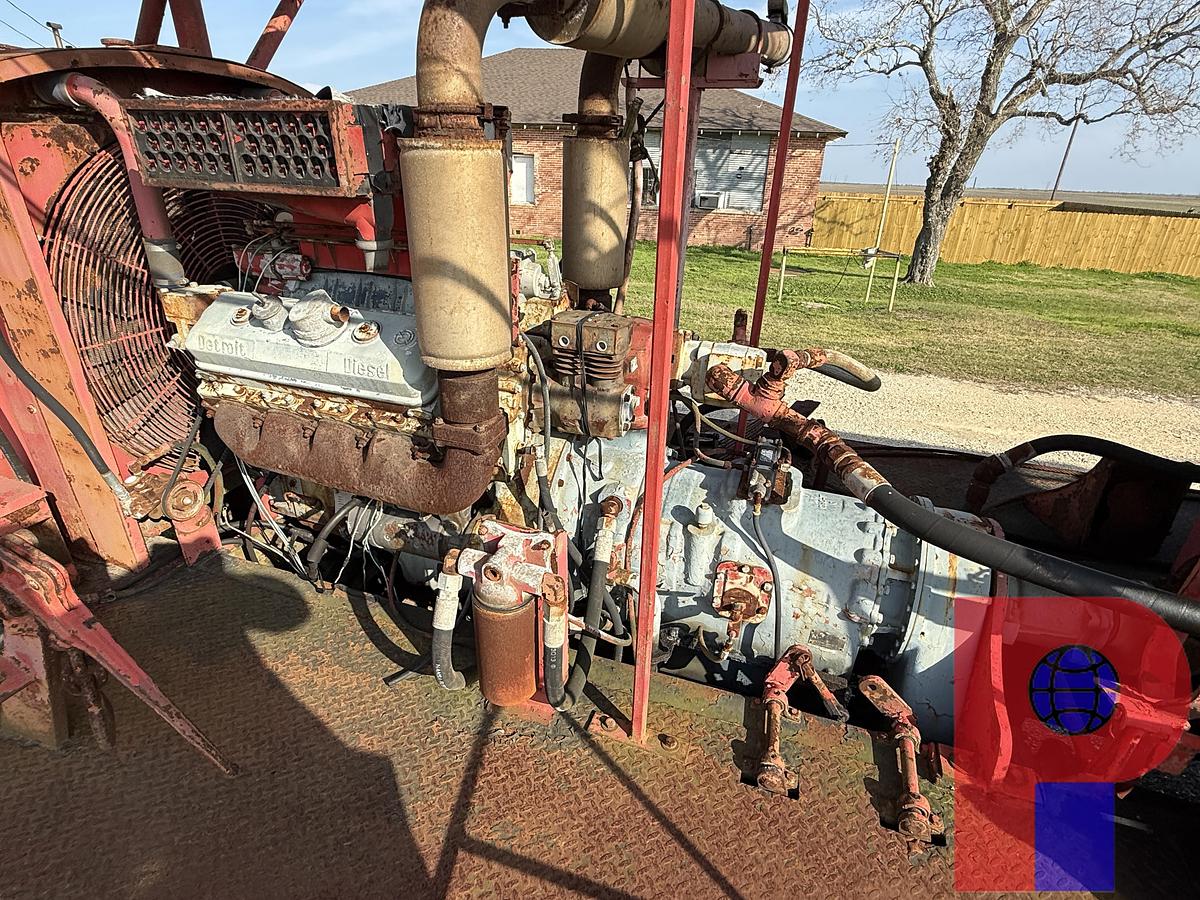 Used 1979 MOLLER 300 DD 96'-180K 4-AXLE WELL SERVICE WORKOVER RIG