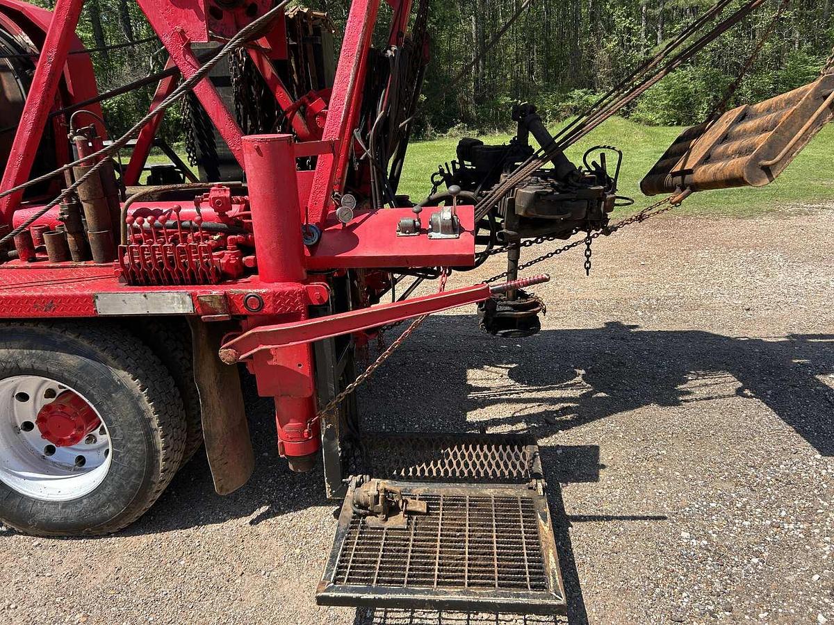 Used FRANKS 658 DD 67'-65,000 13-5/8" X 11" SINGLE POLE WELL SERVICE WORKOVER RIG